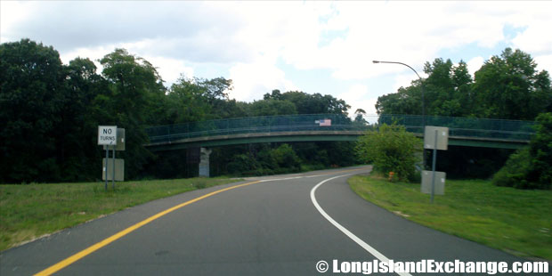 Bethpage State Parkway Beginning of Northbound road from Southern State Parkway, North Massapequa