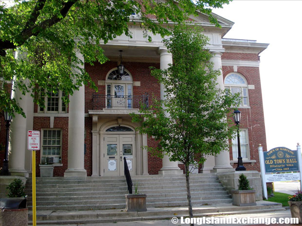 Babylon Old Town Hall