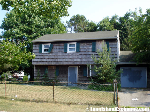 Bellport Foreclosure