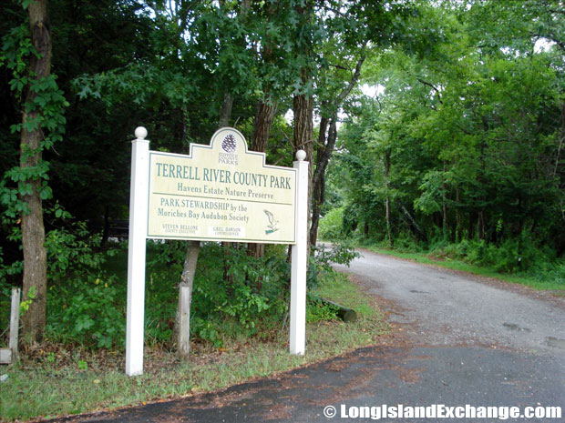 Center Moriches Terrell River County Park