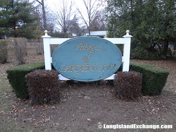 Garden City Sign