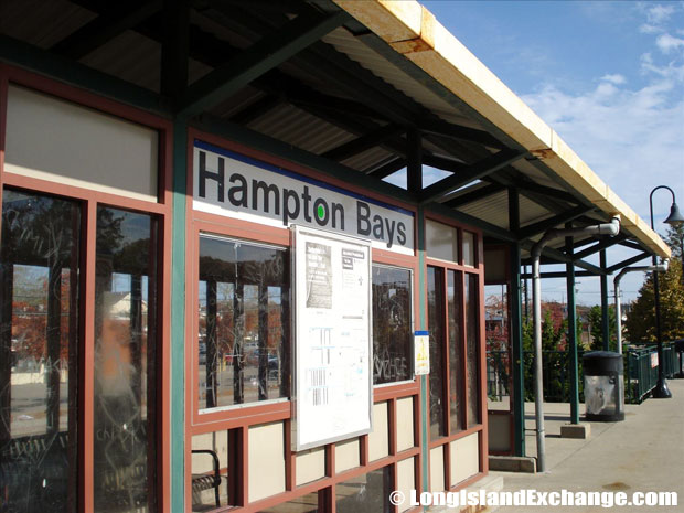 Hampton Bays LIRR Station