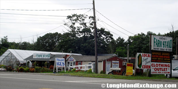 Moriches Farm Stand