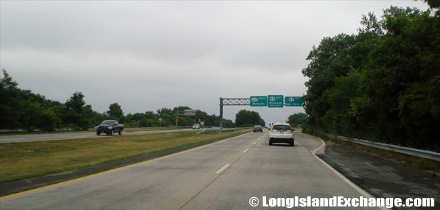 Route 231 Southbound towards Sunrise Highway, North Babylon