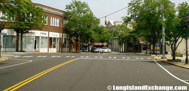 Route 25 Eastbound at Griffing Road Intersection, Riverhead