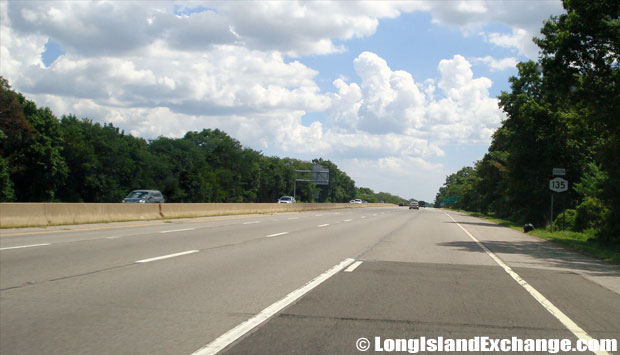 Seaford Oyster Bay Expressway Southbound from Northern State Parkway Plainview