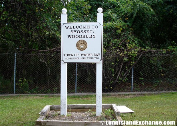 Syosset Welcome Sign