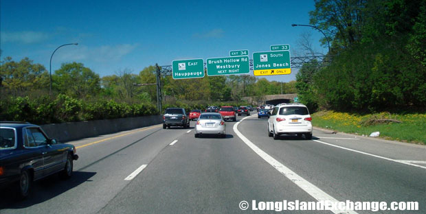 Northern State Parkway Eastbound West of Wantagh Parkway