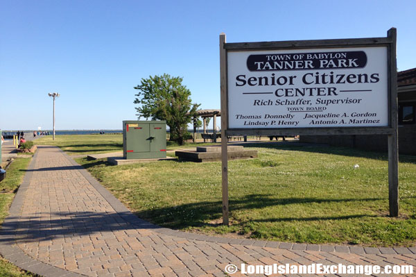 Tanner Park Senior Center