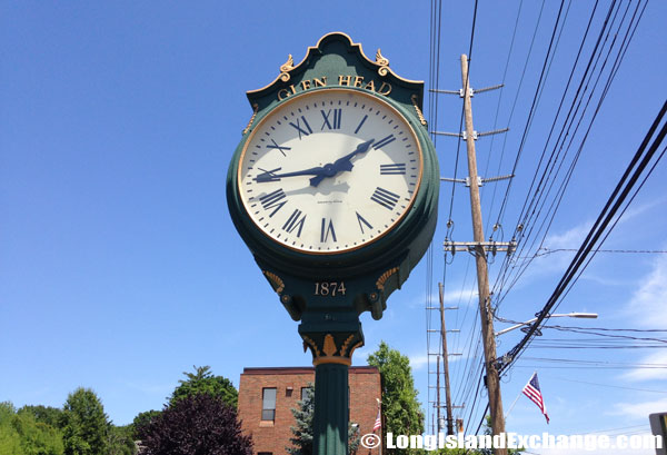 Glen Head Clock Monument 