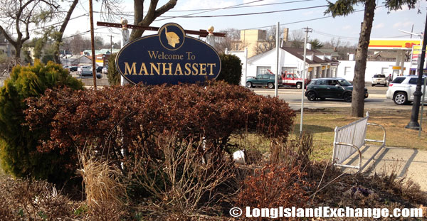 Manhasset Welcome Sign