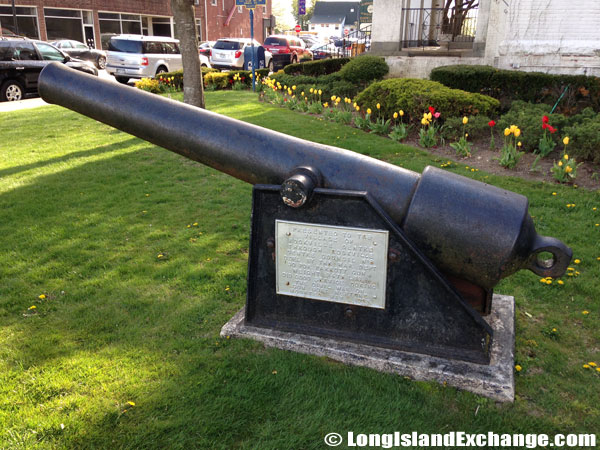 Memorial War Cannon