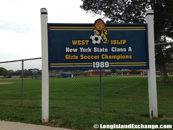 West Islip Girls Soccer Champions